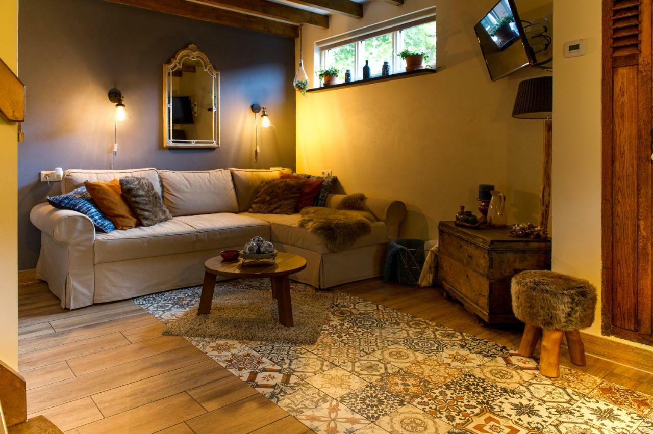 Bed And Breakfast Piekoo Belloo Weert Exterior photo